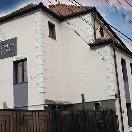 Pensiunea Sibiana Sibiu Buitenkant foto